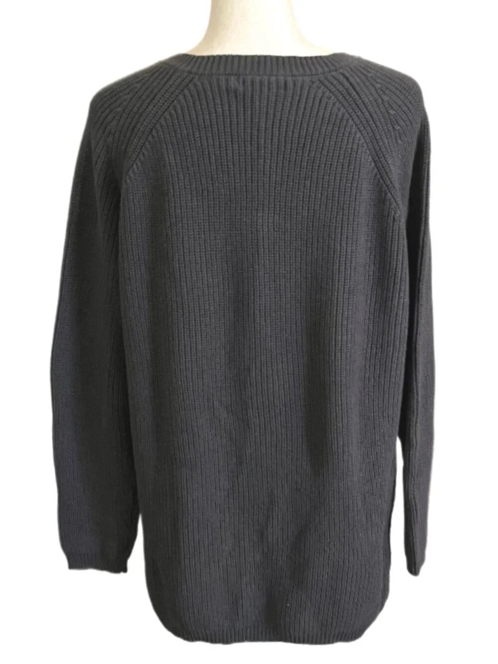 Michael Kors (MK) Metric Knits V-Neck Pullover Sweater Charcoal Gray Size L NWT